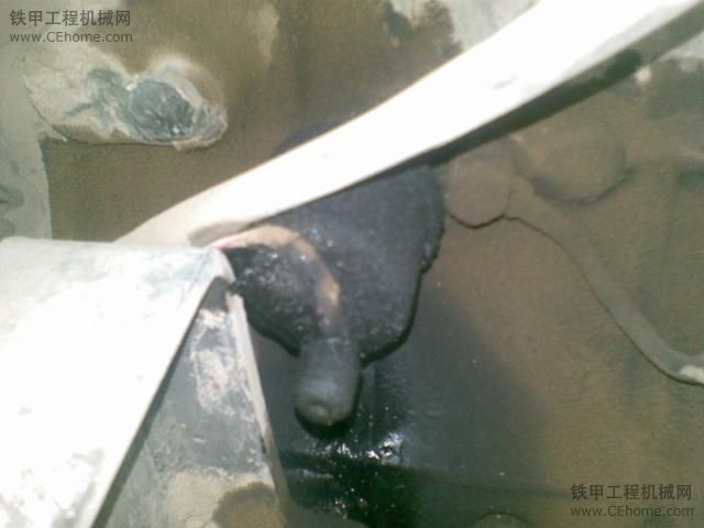 機(jī)油壓力傳感器漏機(jī)油怎么辦