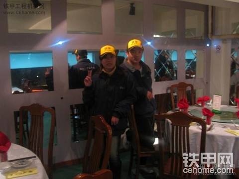 【2010上海宝马展】甲友展前提前小聚
