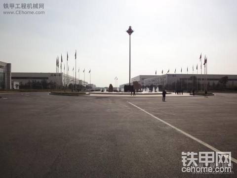 鐵甲三劍客三一重機之行