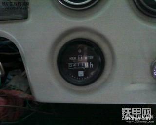 3年的装载机6211小时报告