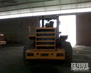 3年的装载机6211小时报告