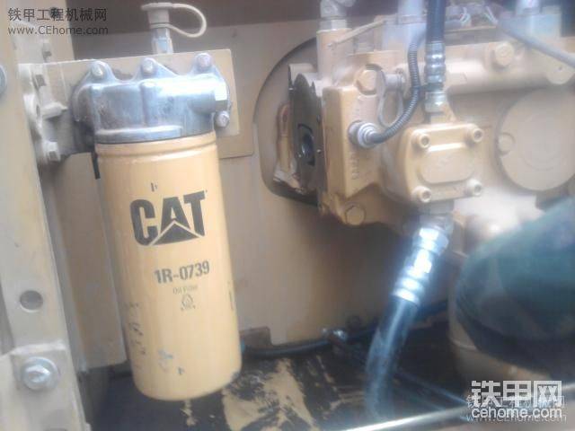 液压泵两边的提升器都被盗那