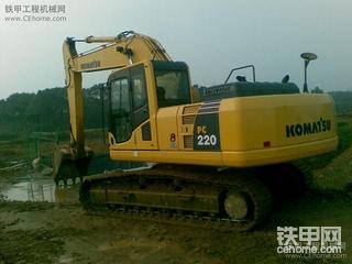 去年7月份公司买的220-8