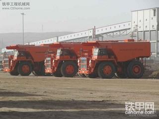 實(shí)拍國產(chǎn)最大灑水車—湘潭SF31904W