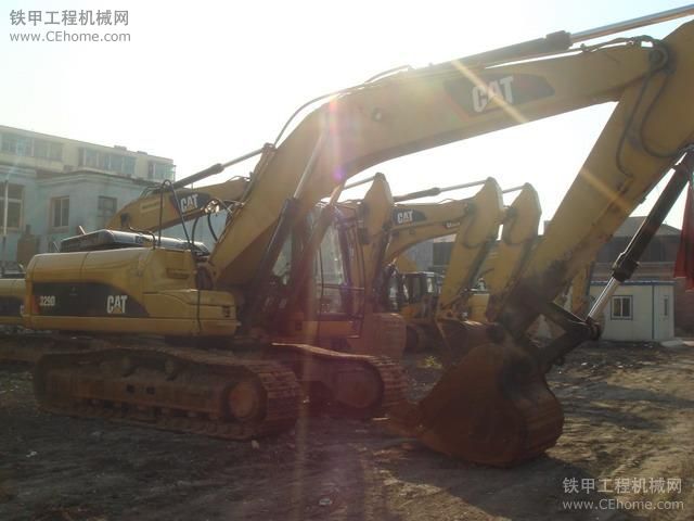 出售 CAT 329D 1758小时