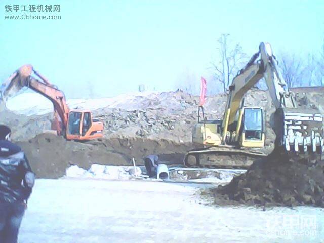 斗山和小松，猜猜哪個厲害