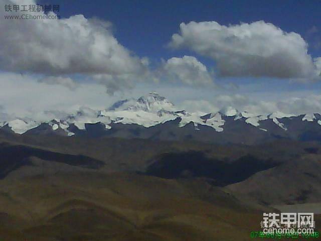 这张是站在珠峰观望台上照的位置很好