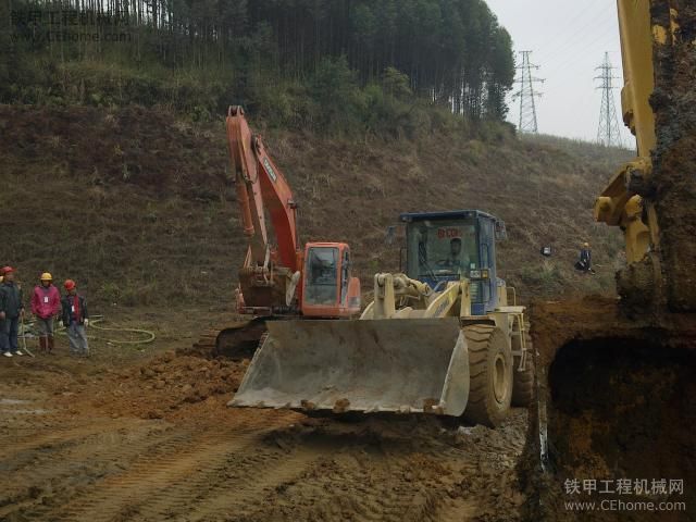 820r在垃圾填埋场