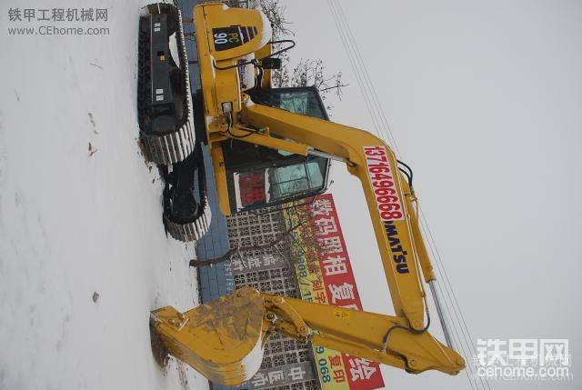中國挖機(jī)雪中情