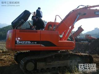 斗山225LC-9挖掘機(jī)500小時(shí)使用報(bào)告