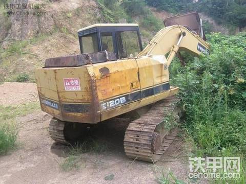 二手卡特E120B挖掘機(jī)