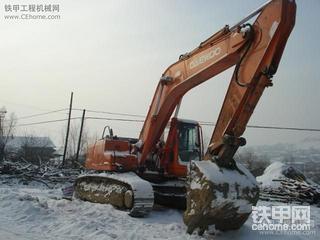 大宇300—5挖機，大家看值多少錢