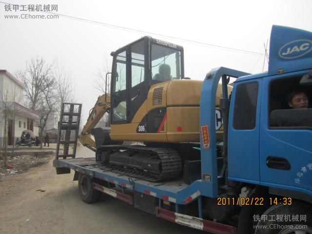 CAT306小挖剛到家