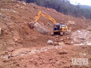 香水湾 泥石流 工地 柳工 922 D