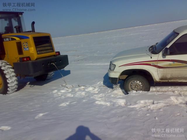 快让我在雪地上撒点野！