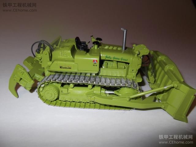 EUCLID TC12推土機(jī)模型