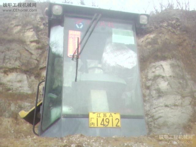 二手的徐州工22吨振动压路机转让,车在南京浦口.