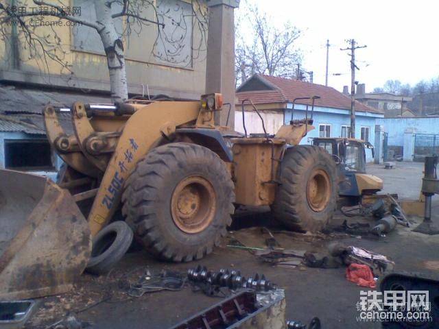 卸掉駕駛室的車身