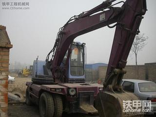 非常少见的小松轮挖