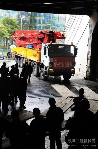 三一重工赴日本救灾62米泵车，这次给力了。