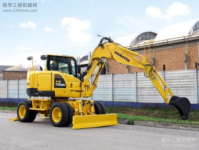 最新小松PW118MR-8和PC118MR-8挖掘機(jī)