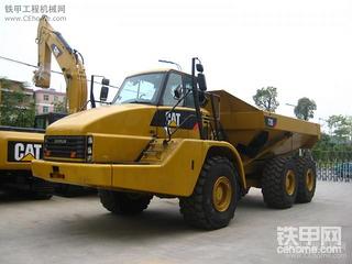 卡特彼勒735E