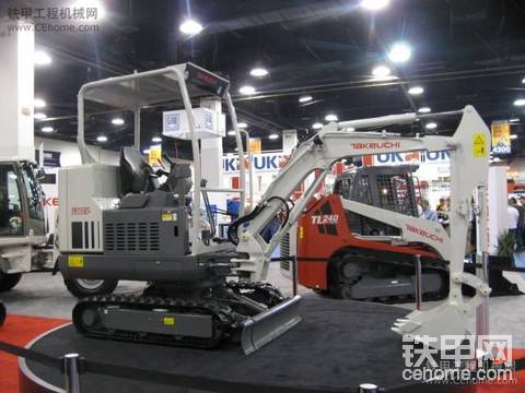 Conexpo2011之世界首款純電動(dòng)小挖竹內(nèi)TB117e