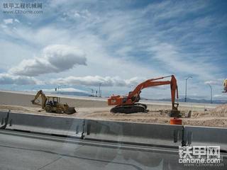 美国高速公路沿途建筑工地工程机械实拍