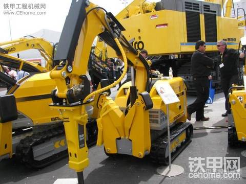 Conexpo2011之瑞典布魯克Brokk遙控機(jī)器人
