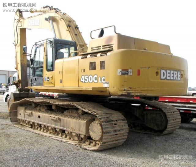 中介出售 2002 JohnDeere 450C (091200) 8371hr