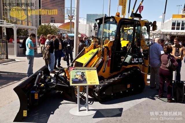 JCB杰西博ICX履帶式兩頭忙車