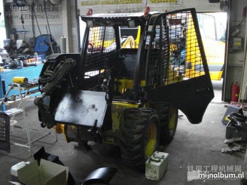杰西博Robot滑移裝載車