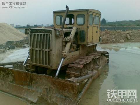 小松D60E-6推土機