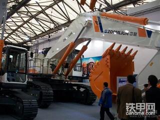 中联重科ZE1250大型挖掘机