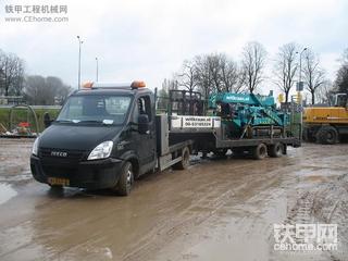 小型运机械设备车