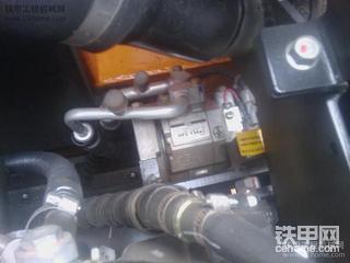 三一最新甲友标识 SY215挖斗加固