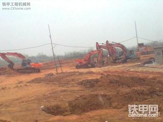 上午在工地拍的...
