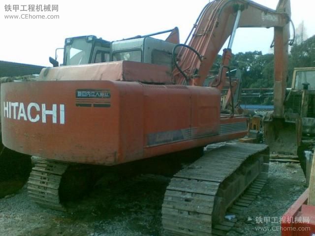 收購(gòu).HITACHI 日立200-1挖掘機(jī).要求發(fā)動(dòng)機(jī).液壓泵 原裝