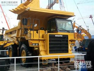 小松D65推土機(jī)震撼登場
