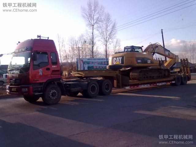 我家的親兄熱弟CAT320DL和歐曼板車