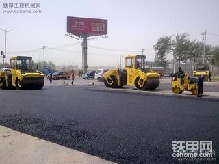 一水宝马格压路机,有钱!!!!!