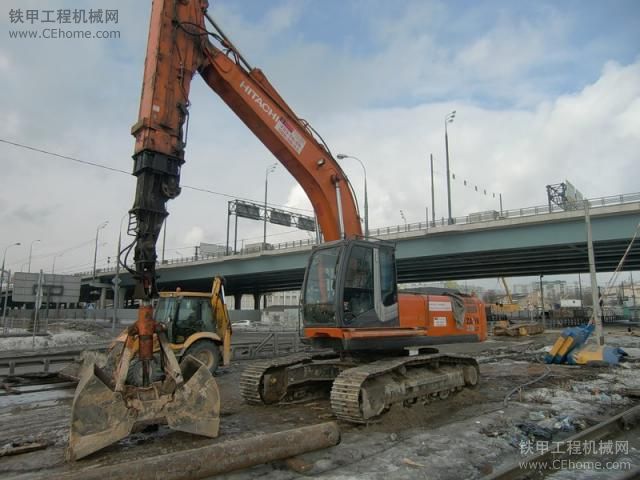 日立ZX330LC-3伸縮臂挖掘機