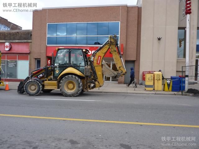 開車隨手拍的兩頭忙