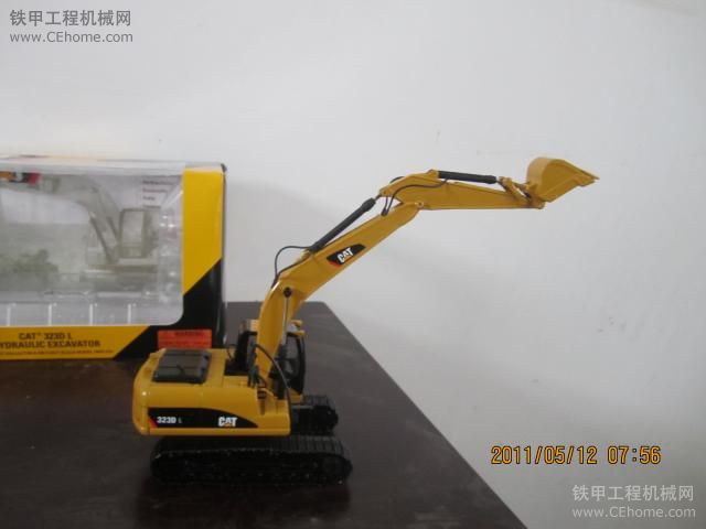 全款購買CAT323DL