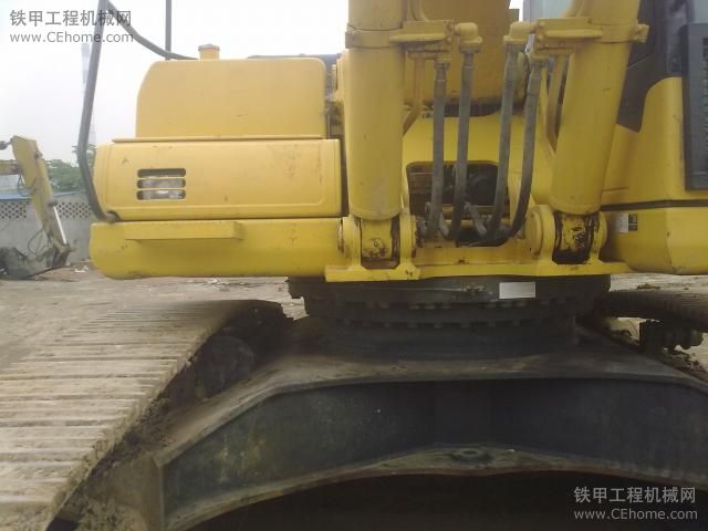 上海中介出售小松pc400-7挖掘机