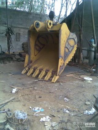 DJFS  强悍的铲斗......CAT 336D