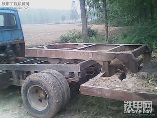 经典九轮半挂拖车。。。牛牛牛  拉120的