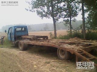 经典九轮半挂拖车。。。牛牛牛  拉120的
