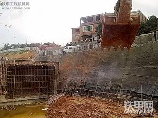 今儿，上班一幕！！！