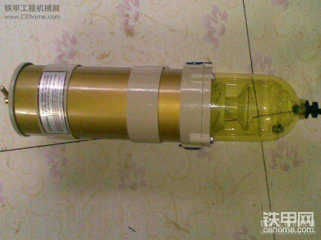 这是1000CC的，好大啊，论坛上有人安装过的，我180买的